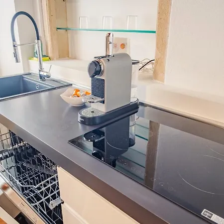 Residenza Corte Carnesali - Italian Homing Апартаменты *
