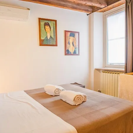 Residenza Corte Carnesali - Italian Homing Верона