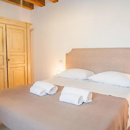 Residenza Corte Carnesali - Italian Homing Верона